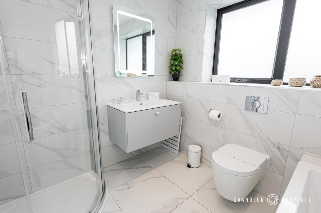 Carbery Ridge By Grandeur Property Bournemouth Kültér fotó